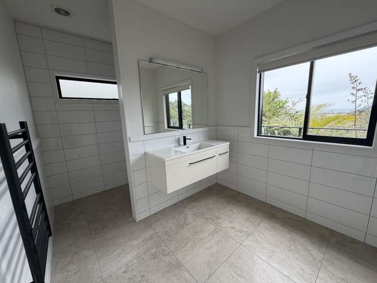 22 Hinemoa Terrace Tairua_7