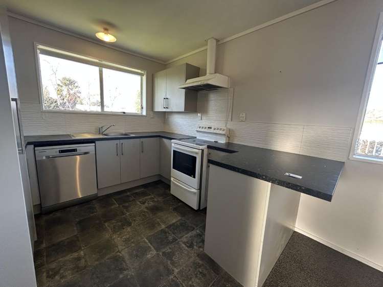 B/3 Emerald Place 1131_3