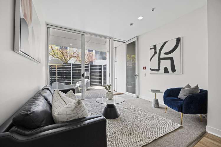 105/22 Fisher Point Drive_2
