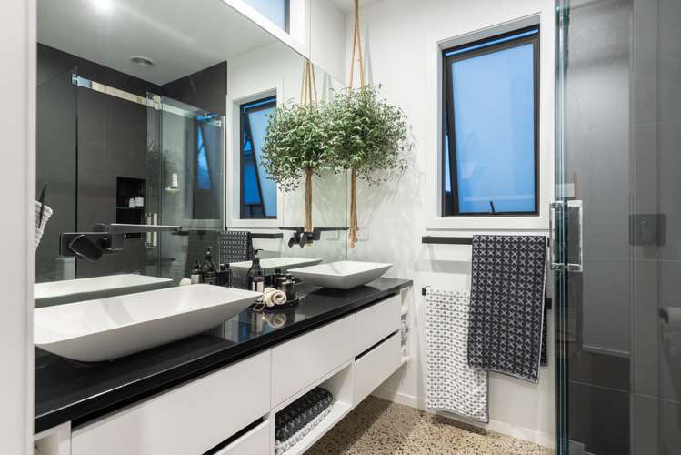 15 Awatira Drive Papamoa_13