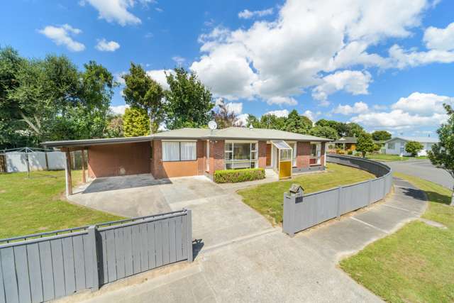 15 Suffolk Crescent Feilding_1