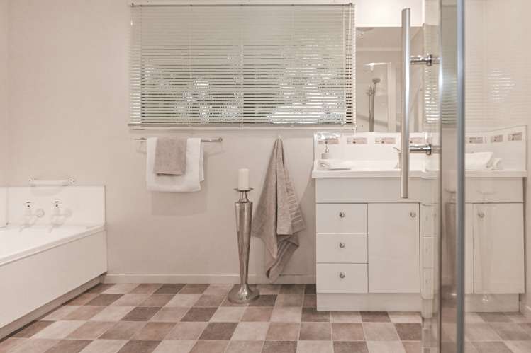 200a Mcleod Street Camberley_9