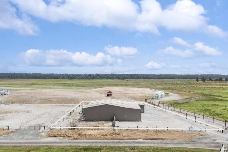 22 Airport Lane Haast_15