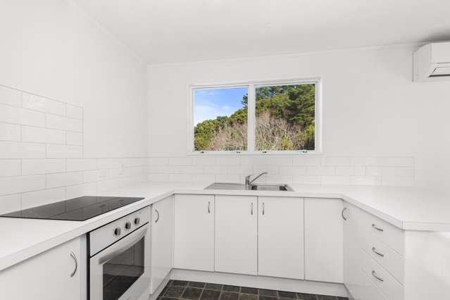 21 Newburn Grove Wainuiomata_3