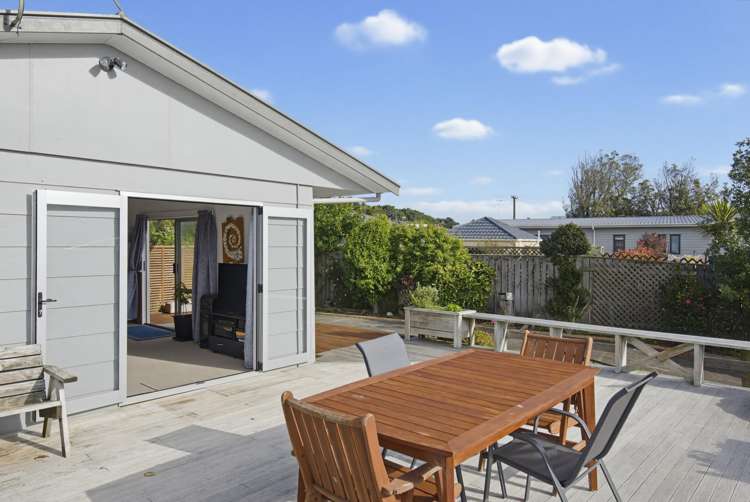 590 Waitarere Beach Road Waitarere Beach_17