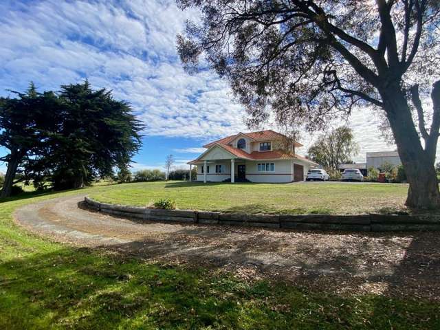 385 Ashhurst Road 10642_2