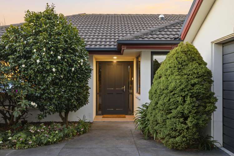 1 Caroline Way Northwood_26