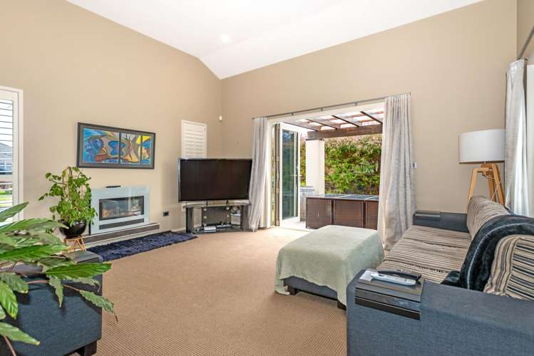 11 Charteris Rise Riverdale_7