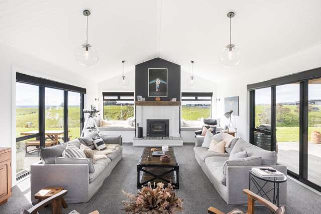 51 View Road Halcombe_3