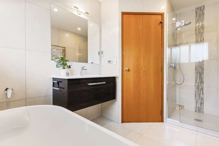 98 Bleakhouse Road Howick_24