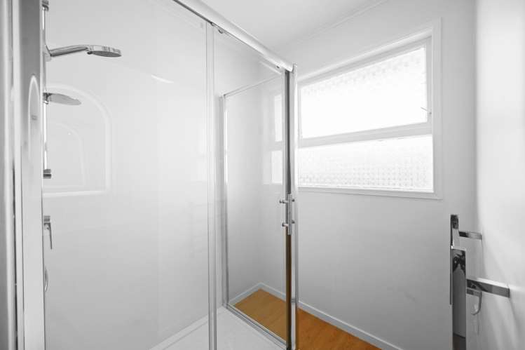 10 Pamela Place Deanwell_10