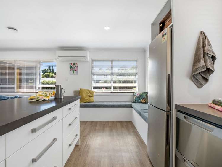 4a Crombie Street Bellevue_23