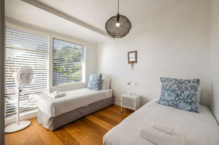 8/141 The Strand Onetangi_11