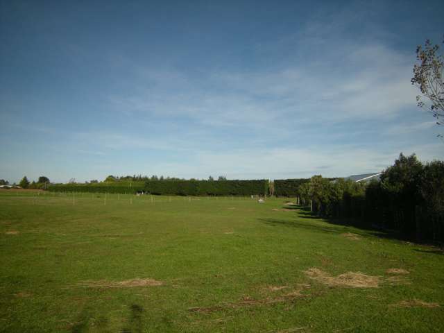 692 Robinsons Road Rolleston_1