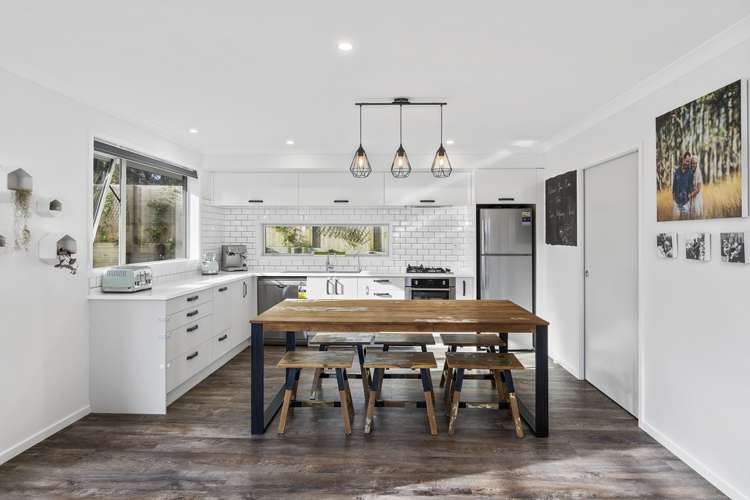 288 Ballintoy Park Drive Welcome Bay_6