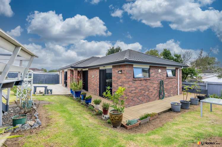 52 Hobart Crescent Wattle Downs_23