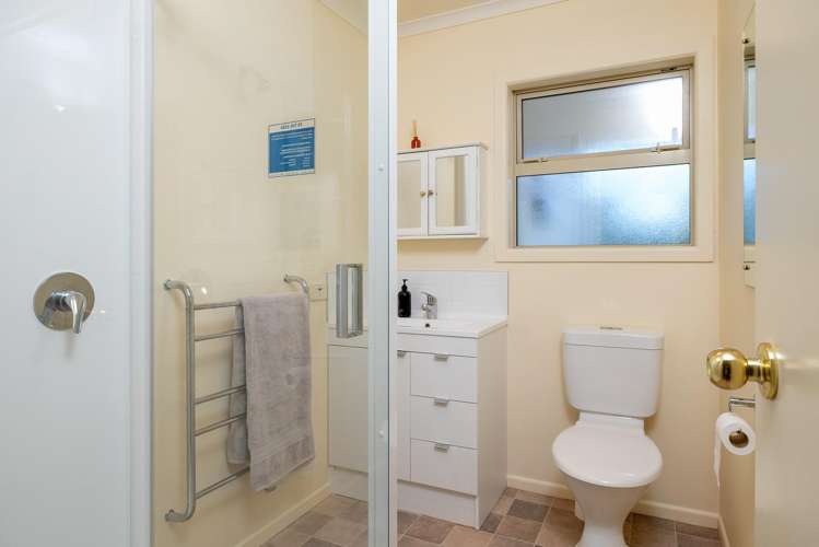 9 Donald Street Featherston_11