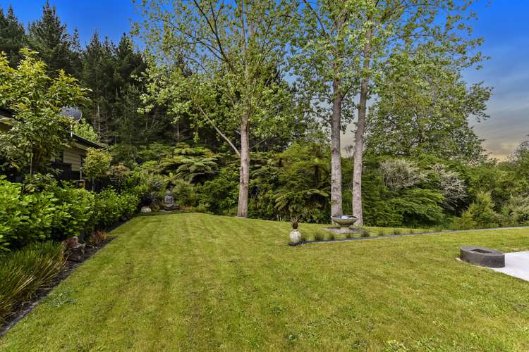 32 Crabb Fields Lane Riverhead_10