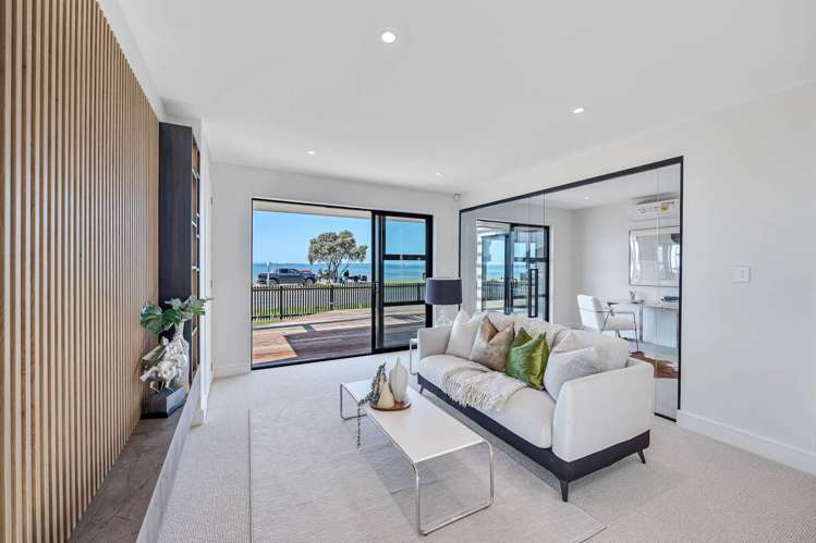 58 The Esplanade Eastern Beach_15