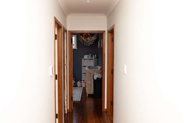 3 Sunny Grove Wainuiomata_19