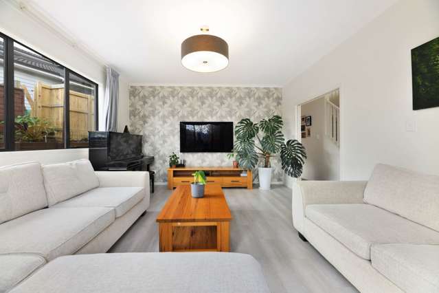 205 Kyle Road Greenhithe_1