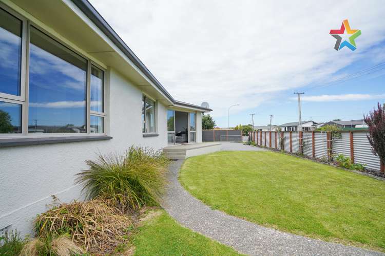 11 Edinburgh Crescent Waikiwi_18
