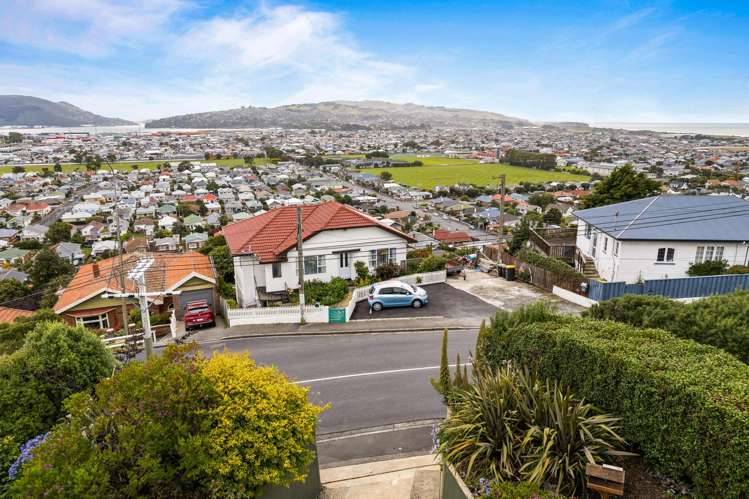 62 Easther Crescent Kew_25