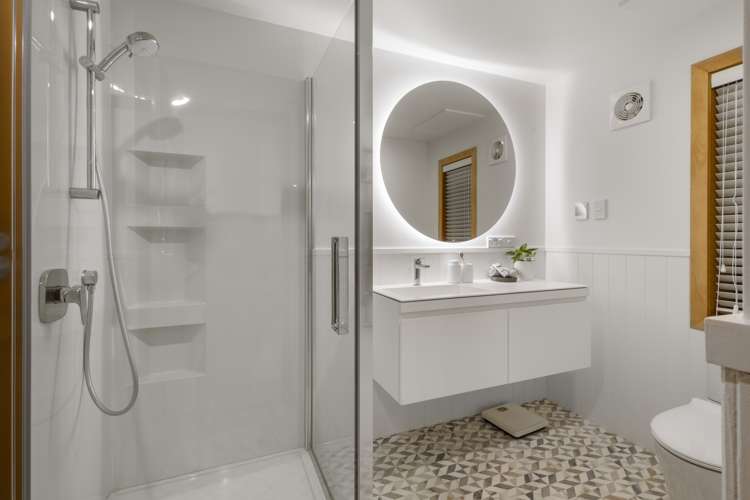 1/22 Queens Parade Devonport_34