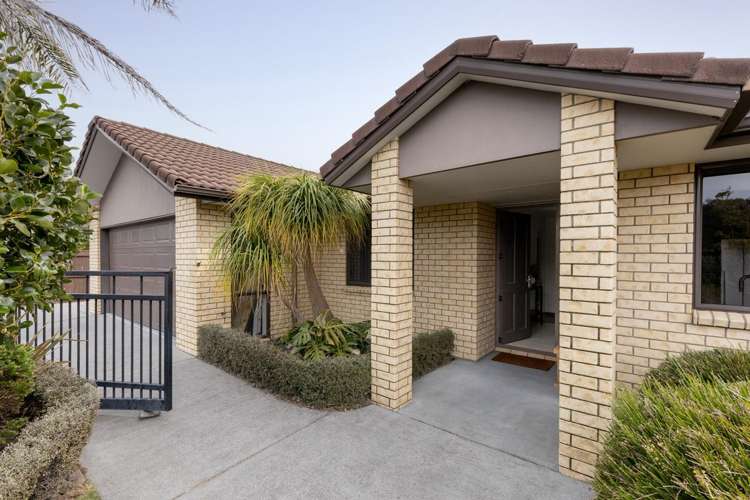 8 Seabreeze Place Papamoa_2