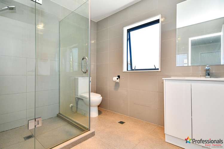 4225A Great North Road Glendene_11