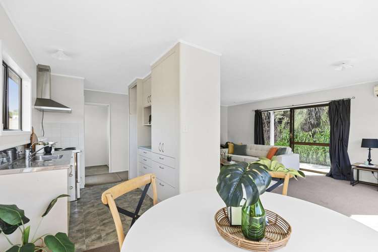 118 Riversdale Drive Merrilands_8