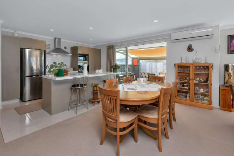 6 Kamahi Place One Tree Point_10