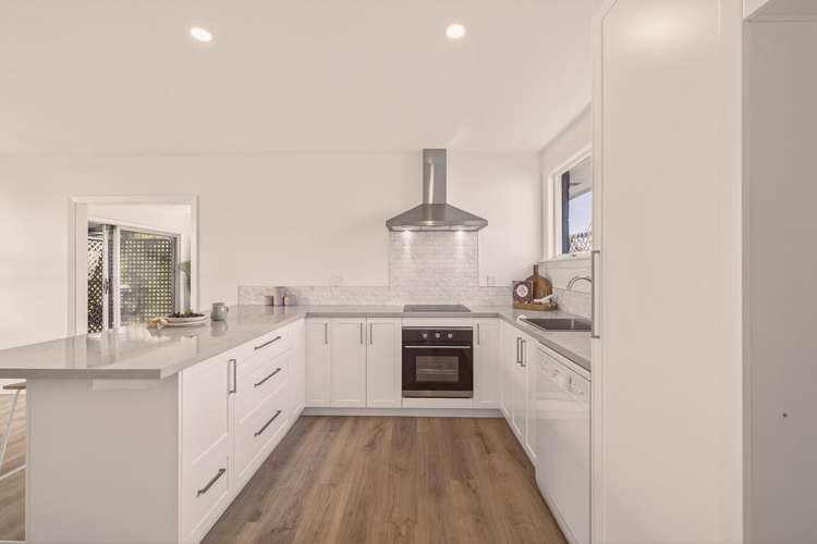 4 Clarevale Street Burwood_8