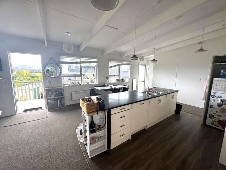 1B Bruce Street (Upstairs) Whitianga_1