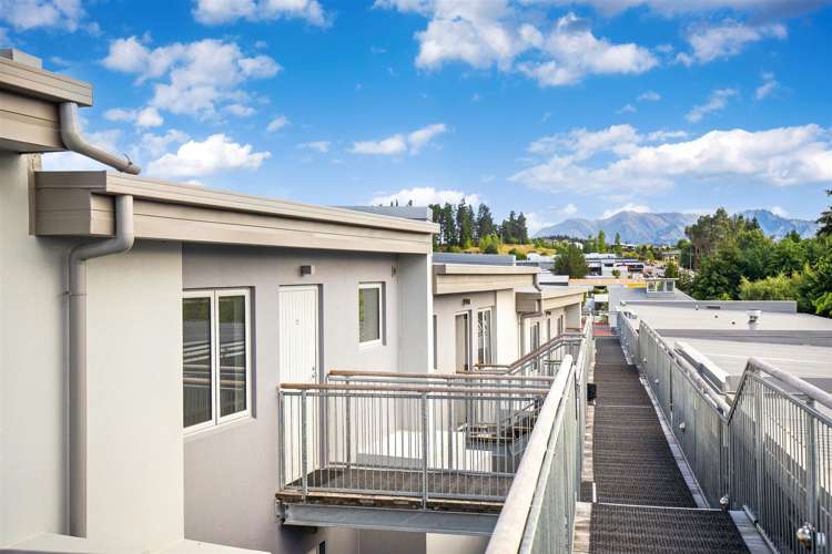 24/13 Plantation Road Wanaka_9
