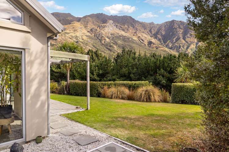 51 Mathias Terrace Arthurs Point_35