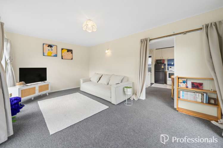 7A Lincoln Grove Wainuiomata_7