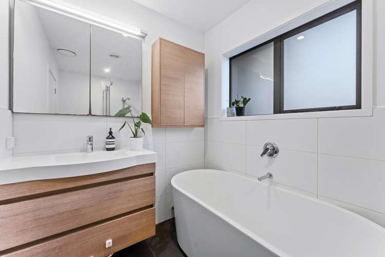 1/10 Harley Road Hauraki_18