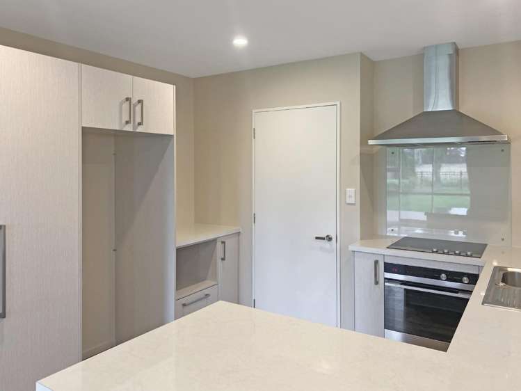 22 Helmore Street 11353_2