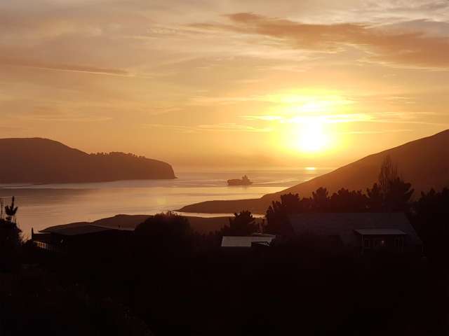 Coastal Charm in Diamond Harbour