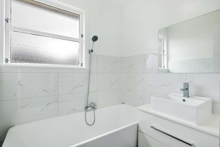 44 Dyer Street Epuni_12