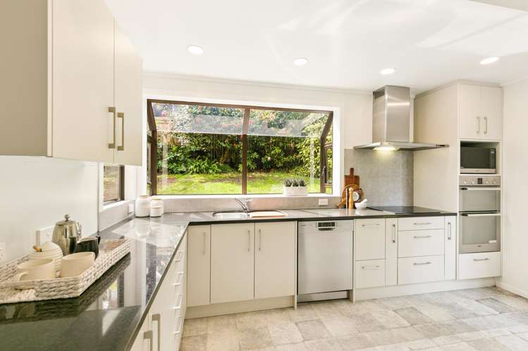 7 Nadia Grove Khandallah_20