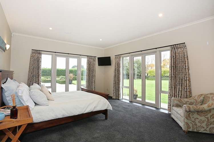 240 Bainfield Road Waikiwi_11