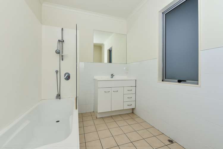 7 Rene Way Huntington_7