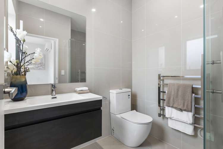 8 Koroheke Road Takanini_16