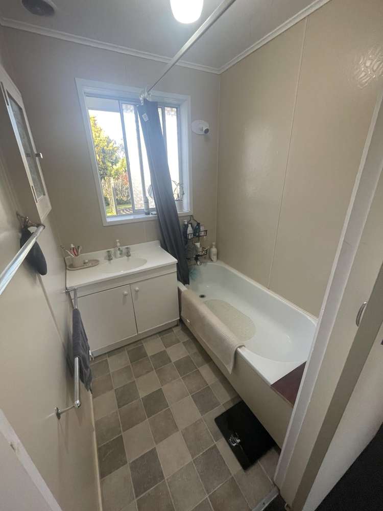 102 Browning Street Leamington_6