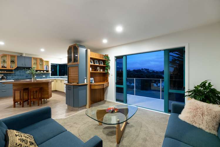 9 Bay Street Matua_11