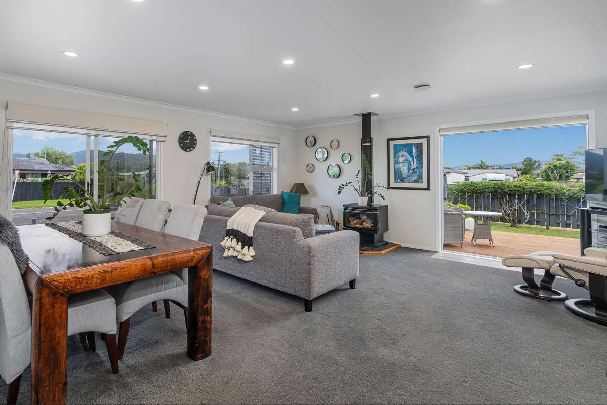 26 South Highway East_4