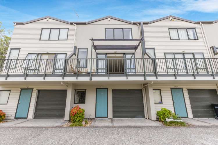 29/8 Flynn Street Birkdale_16