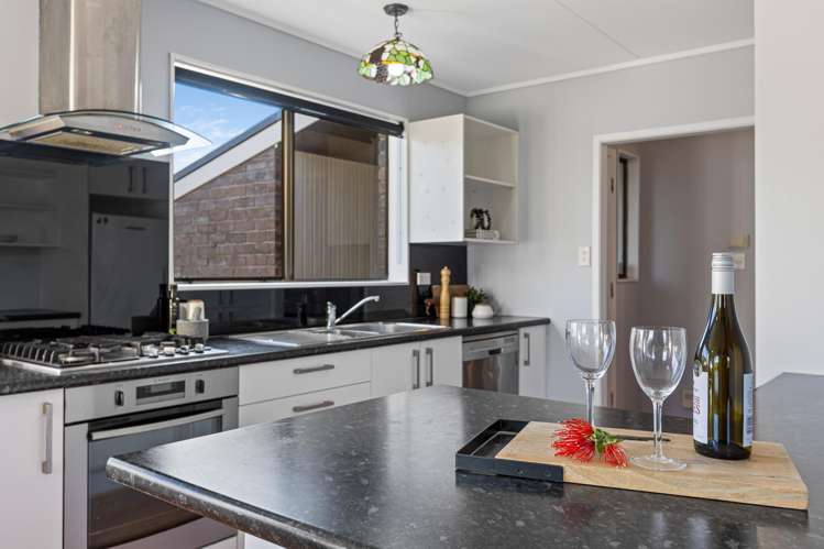 53 Gardenia Avenue Bell Block_10